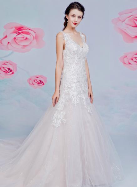 Kleid aus Tüll in A-Linie mit V-Ausschnitt und perlenbesetzten Spitzenapplikationen Ivory I Ivory/Rosé